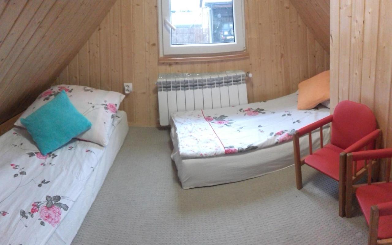 Domek Bialojany Экстерьер фото
