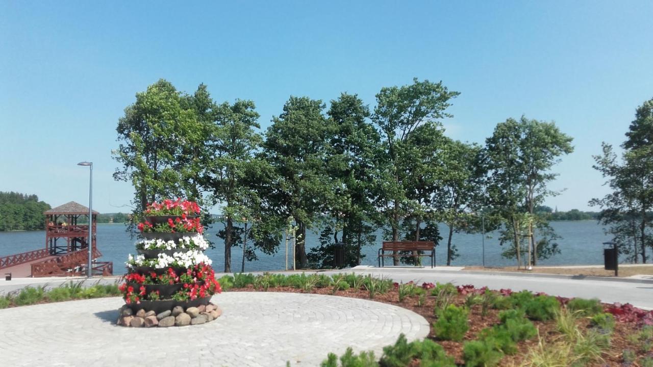Domek Bialojany Экстерьер фото